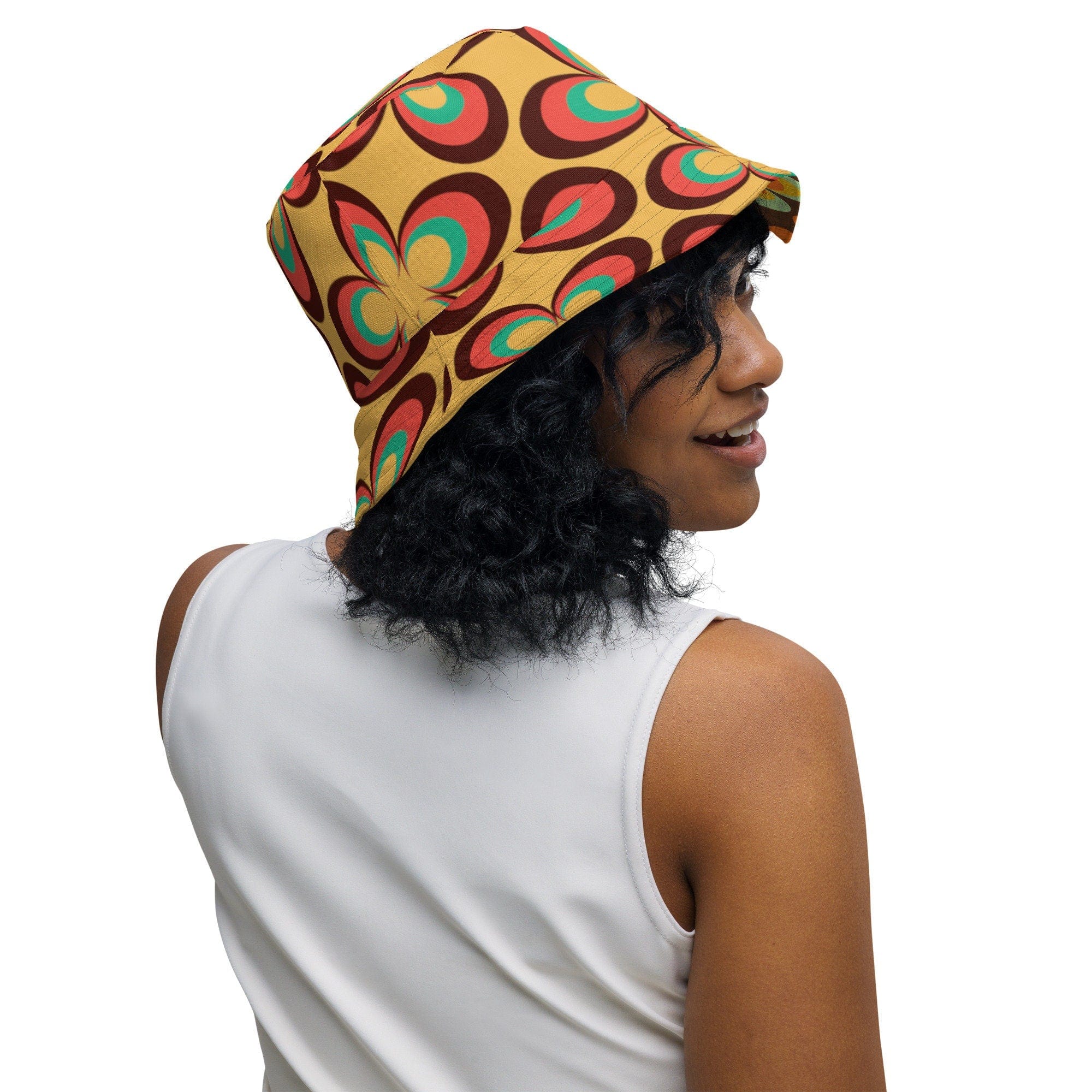 Kate McEnroe New York 70s Retro Vintage Floral Reversible Bucket Hat, Mid Century Modern Daisy Women&