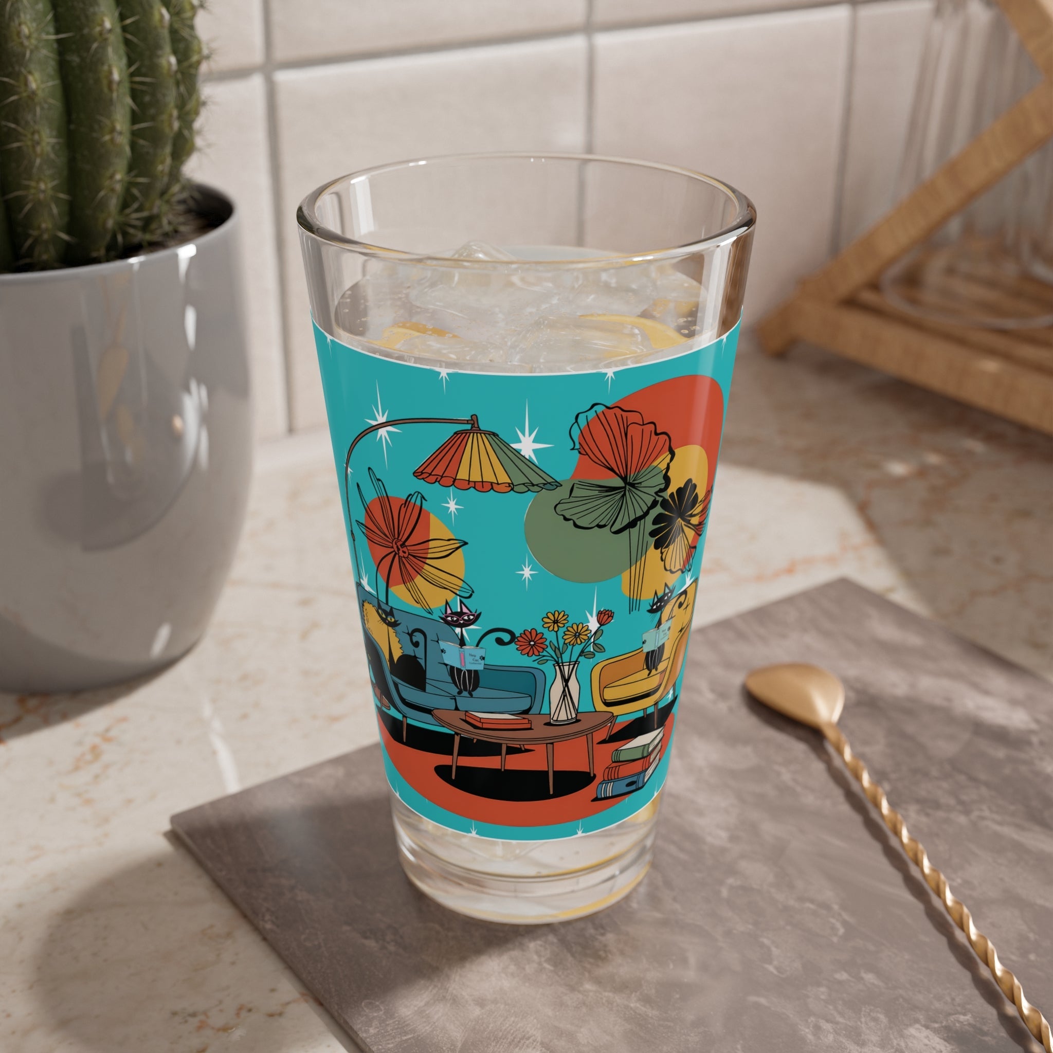 Kate McEnroe New York Atomic Cat Mod Reading Nook Pint Glass, Mid Century Modern Retro Cocktail Barware, 1950s Kitsch Lounge DrinkwarePint Glasses15395587434919644152