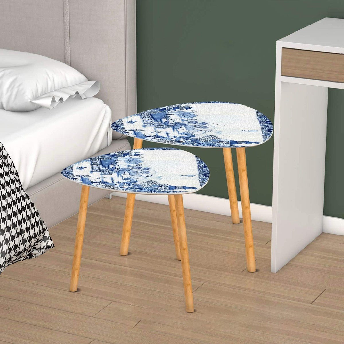 Kate McEnroe New York Chinoiserie Blue Willow Nesting Tables, Vintage Asian Scenic Furniture, Pagoda Willow LandscapeNesting Tablesy1DffMtJRS