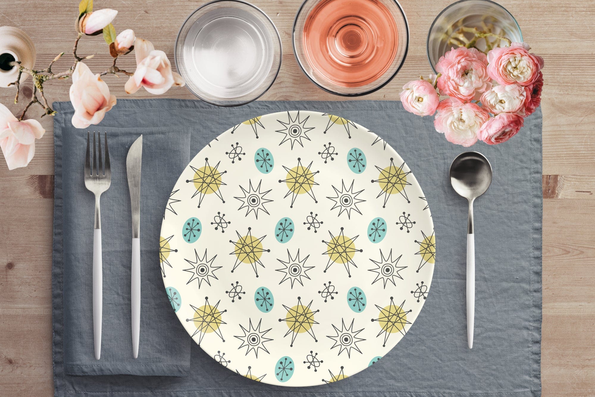 Kate McEnroe New York Classic Franciscan Starburst Dinner Plate, 50s Mid Century Modern Atomic Retro Cream, Aqua Blue, Green DinnerwarePlatesP22 - CLS - FSB - 2S