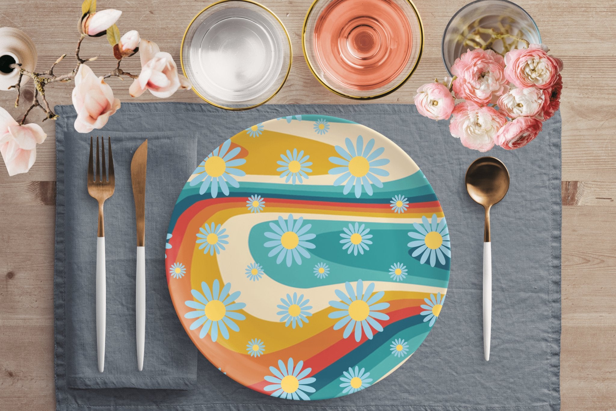 Kate McEnroe New York Dinner Plate in Mid Century Modern Retro Rainbow DaisyPlates9820SINGLE