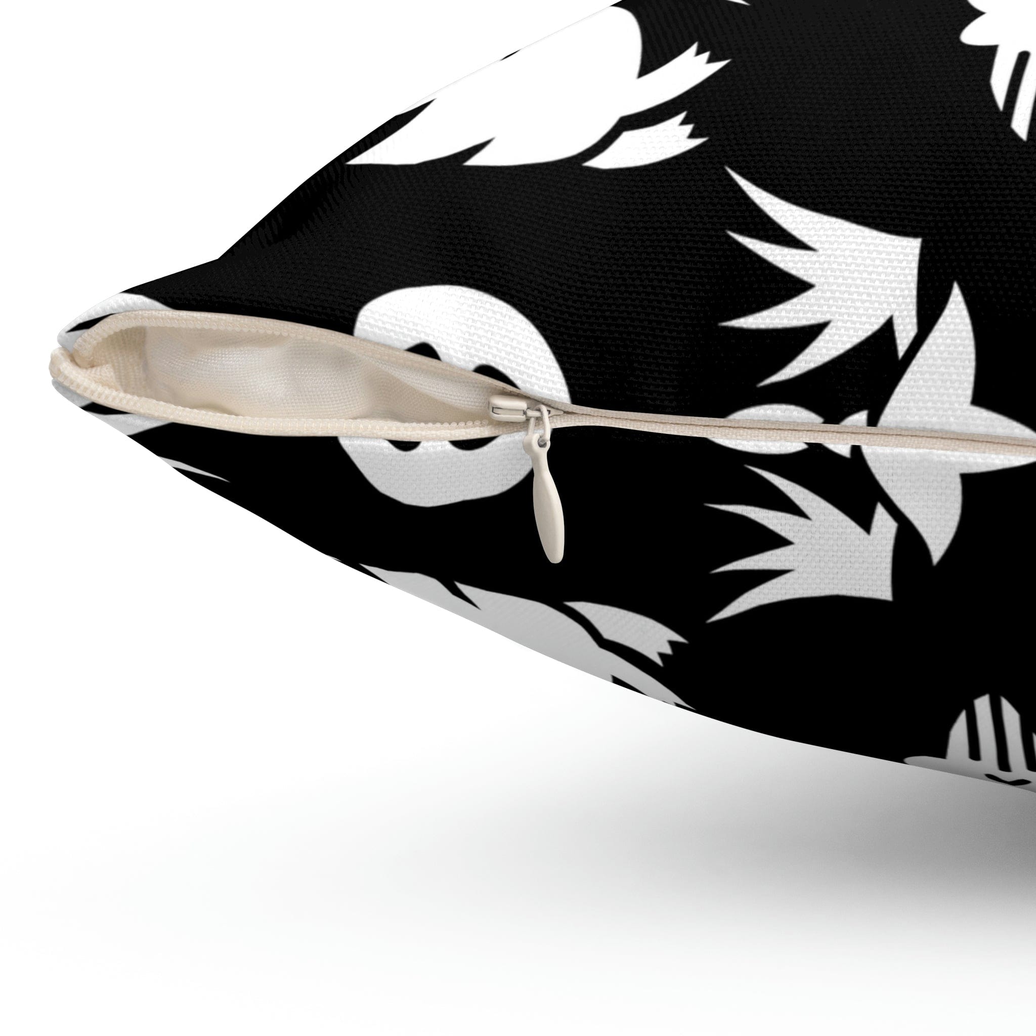 Kate McEnroe New York Halloween Bat And Skull Pillow CaseThrow Pillow Covers3549431871