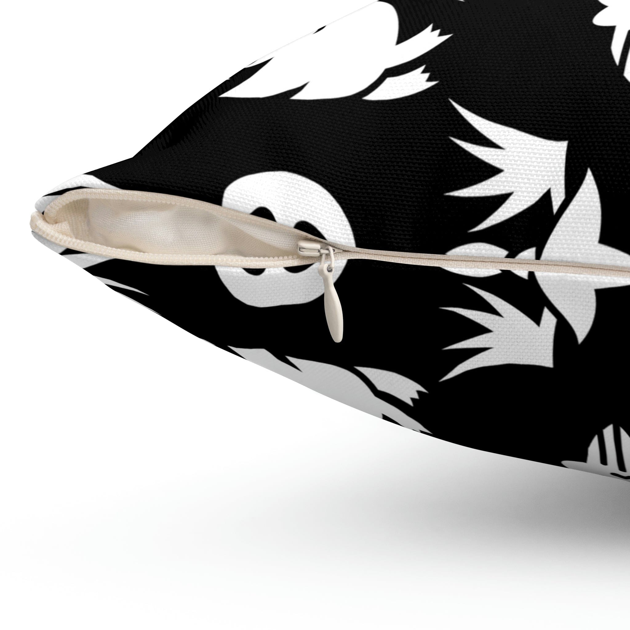 Kate McEnroe New York Halloween Bat And Skull Pillow CaseThrow Pillow Covers3549431872