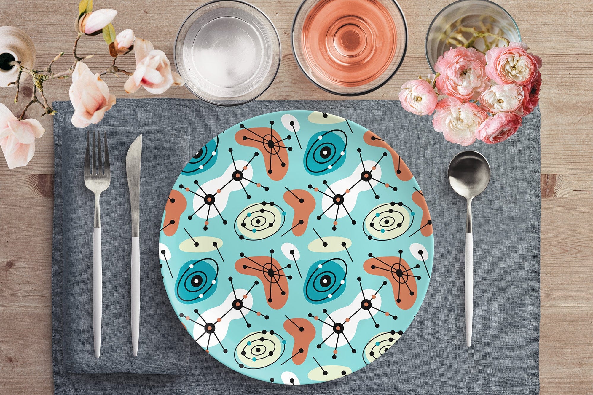 Kate McEnroe New York Mid Century Modern Dinner Plate, Retro Atomic Design Tableware, MCM Kitchen Dining Plate, Vintage Style DishwarePlatesP20 - BLU - PNG - 61S