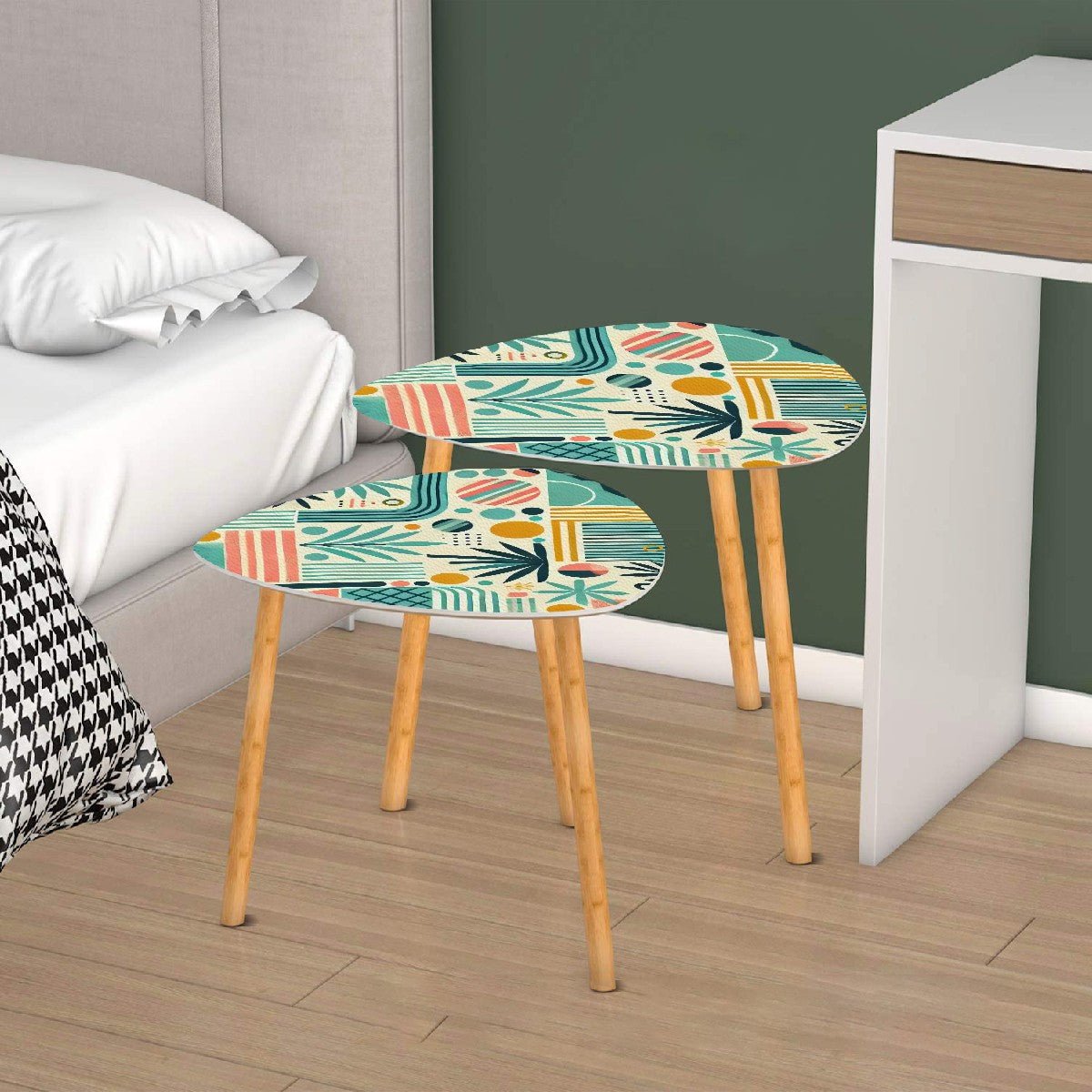 Kate McEnroe New York Mid Century Modern Nesting Tables, Retro Palm Springs Atomic Accent, Mod Geometric BohoNesting TablesTGNYslkQGS