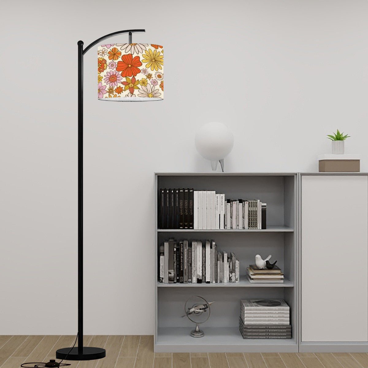 Kate McEnroe New York Mid Mod Groovy Floral Daisy Arc Floor Lamp, Retro 70s Hippie Mid Century Modern Living Room, Bedroom or Office Light AccentFloor LampsGXTFpV2q1P