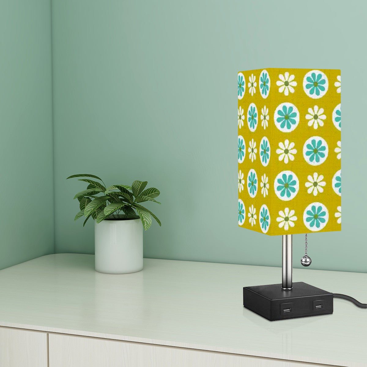 Kate McEnroe New York Mod Daisy Mid Century Modern Desk Lamp, Retro 60s Chartreuse Floral Table LightDesk LampsE8T8V10KYA