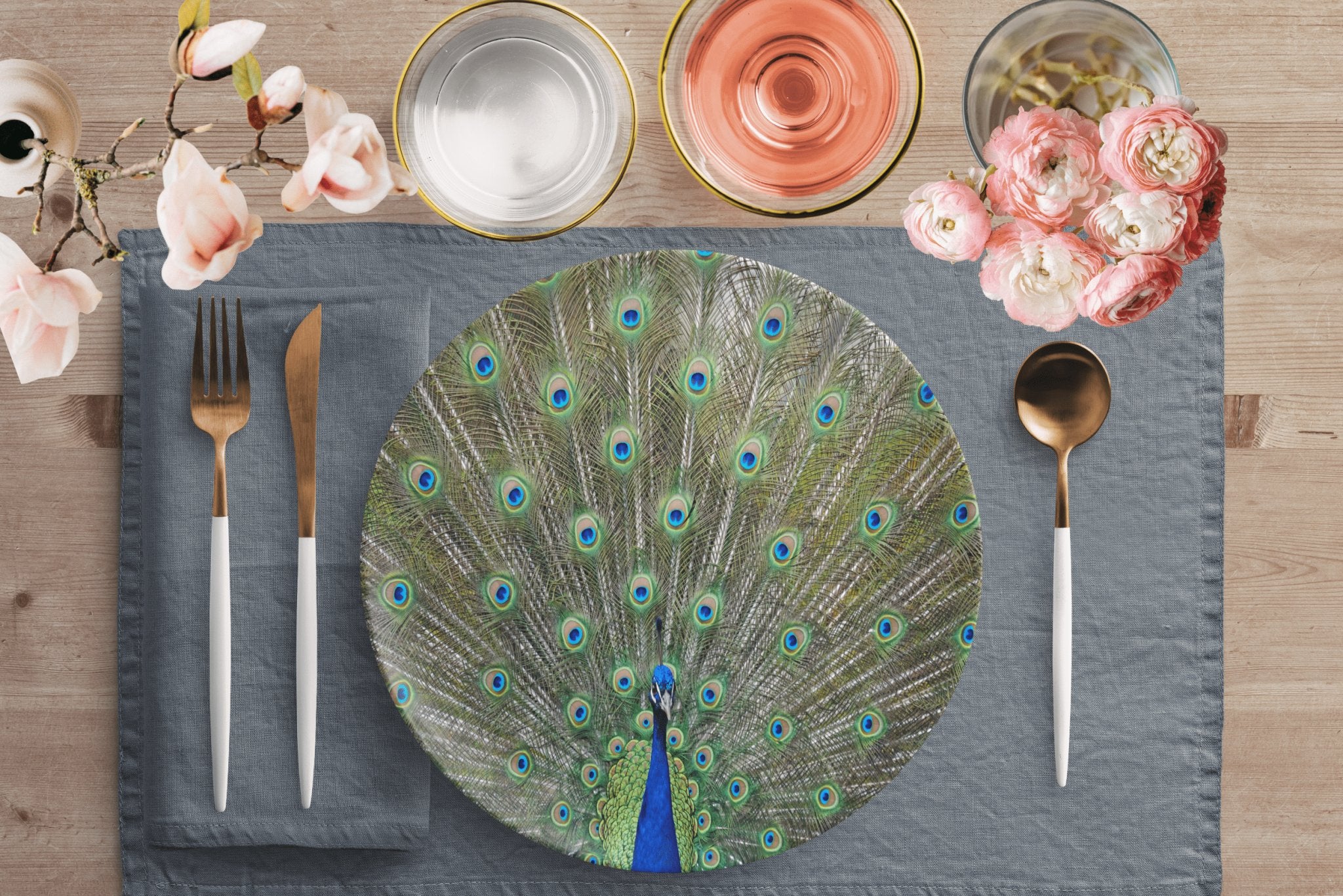 Kate McEnroe New York Peacock Dinner PlatePlates9820SINGLE