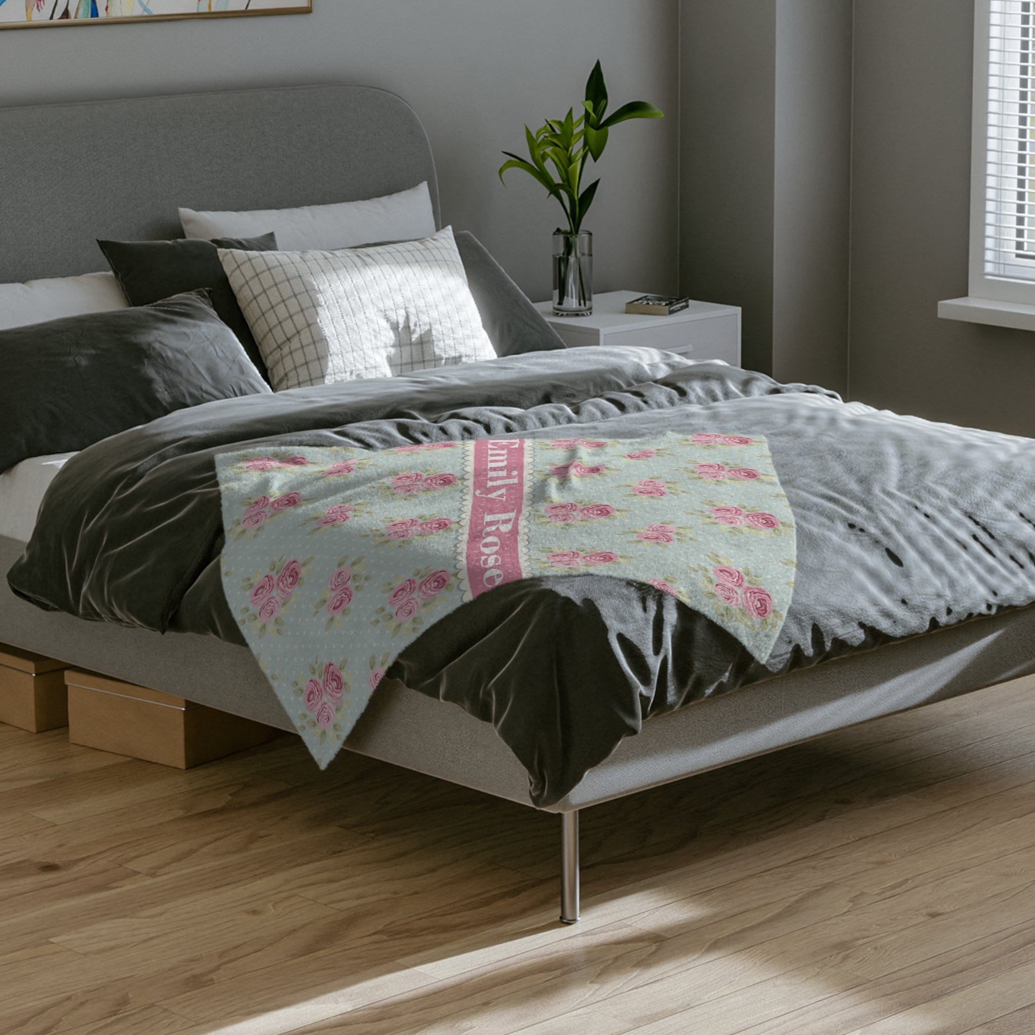 Kate McEnroe New York Personalized Shabby Chic Floral Name Blanket For Kids and Adults, Customizable Velveteen Minky Throw Blankie, Gift for HerBlankets27921052990012072496