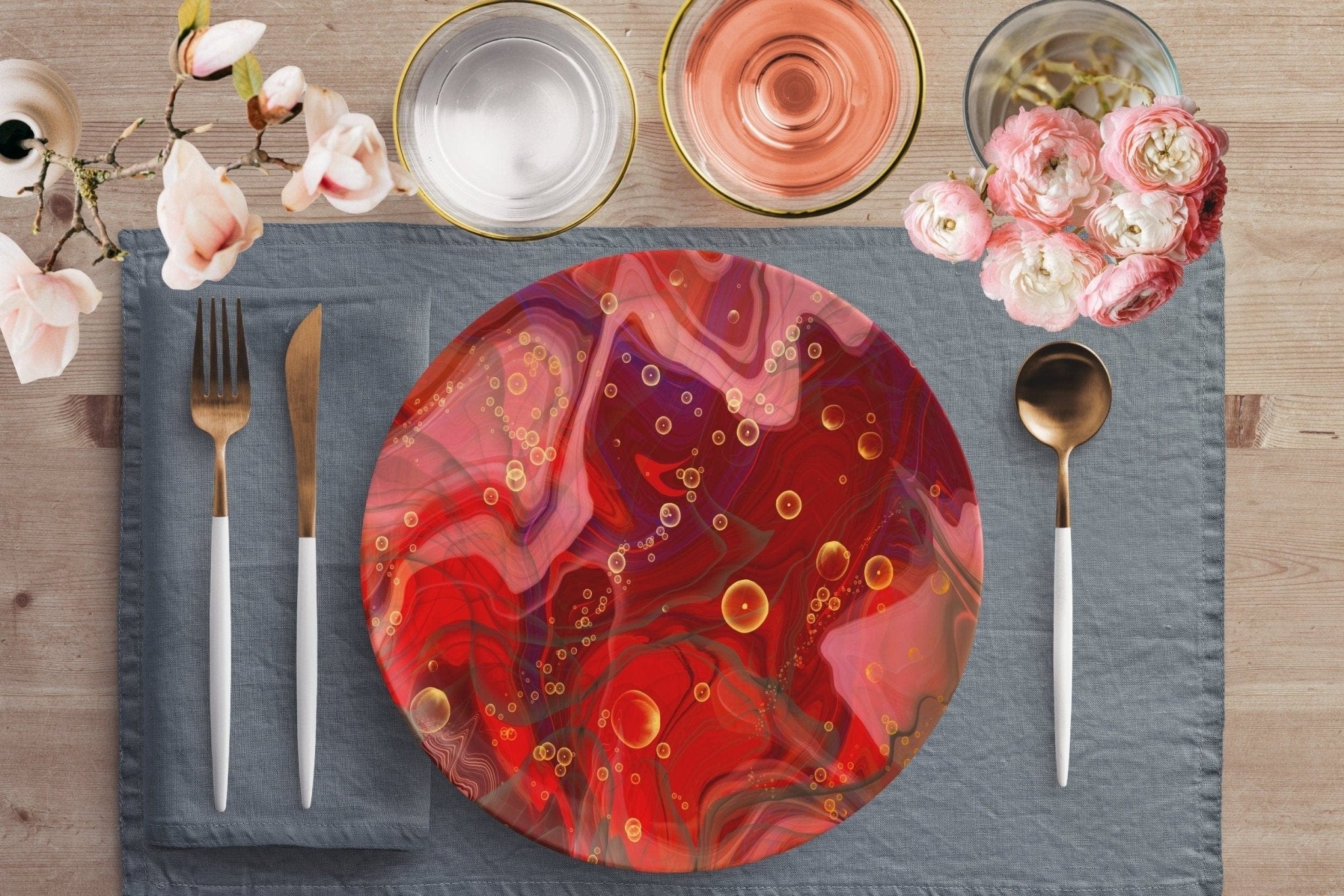 Kate McEnroe New York Red and Gold Marble Dinner PlatesPlatesP20 - MAR - RED - 33S