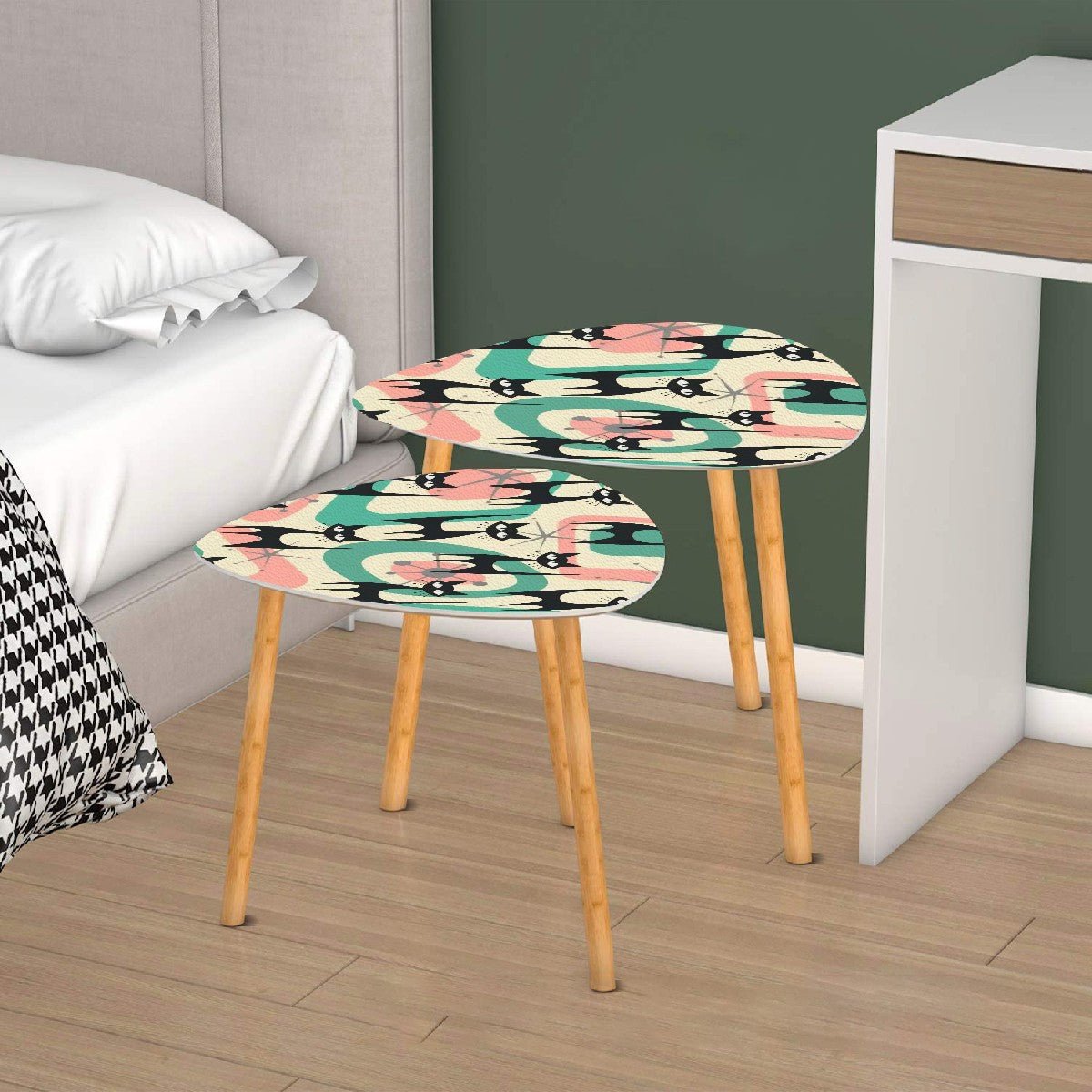 Kate McEnroe New York Retro Atomic Cat Boomerang Tables, Mid Century Modern Starburst Accent Furniture, Vintage 50s Space Age Nesting SetHome AccessoriesWTRoCo6ndq