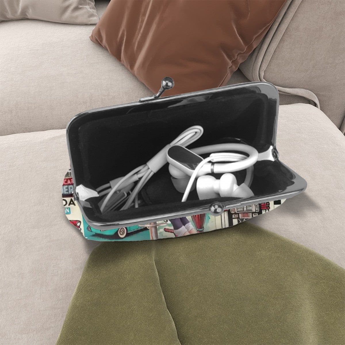 Kate McEnroe New York Retro Diner Coin Purse 1950s Pin Up Rockabilly Kiss Lock WalletCoin Purses70KdhXFRHq