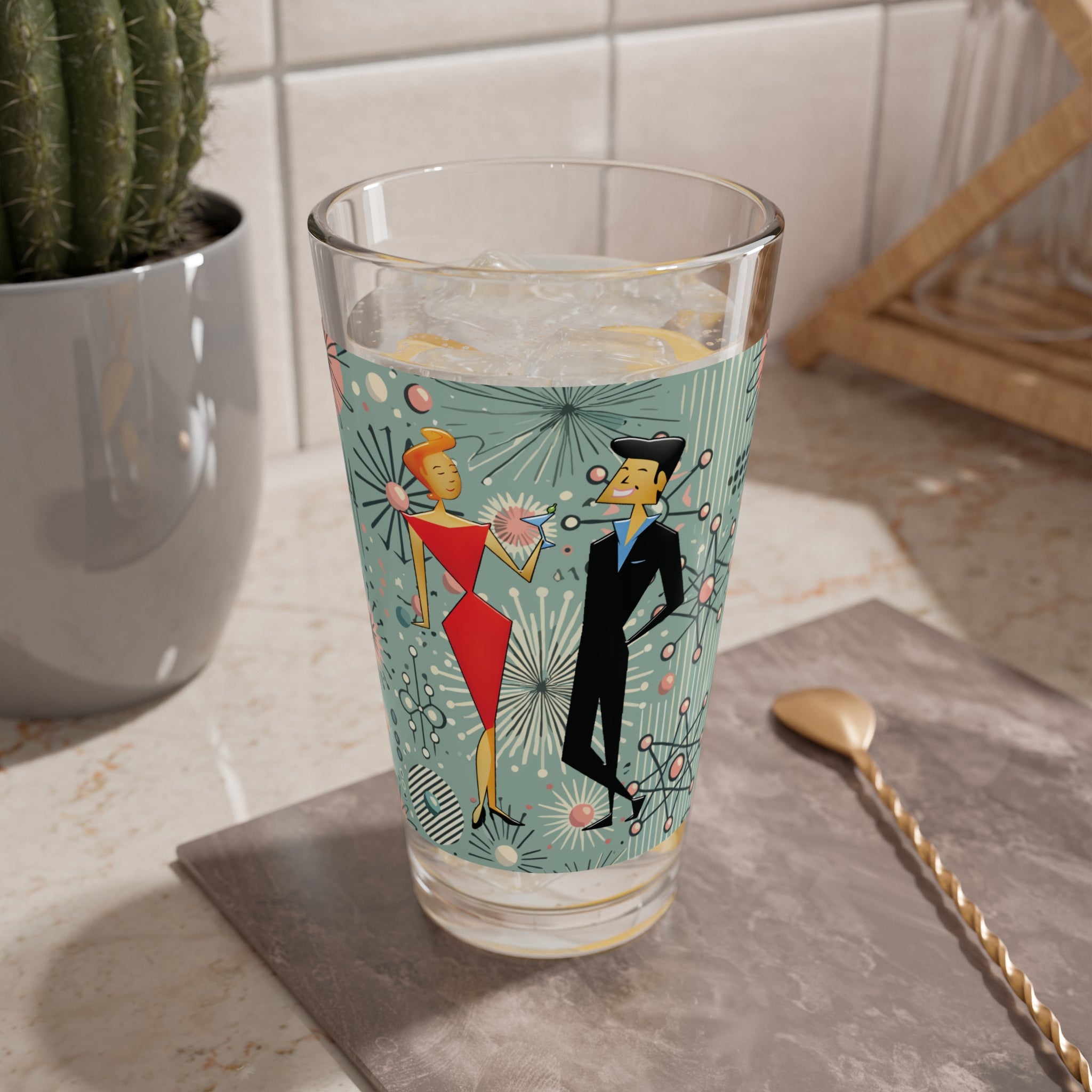 Kate McEnroe New York Retro Kitsch Couple Atomic Age Pint Glass, Vintage Sputnik Drinkware, Mid Century Modern Cocktail Mocktail GlassPint Glasses28202661528963368951