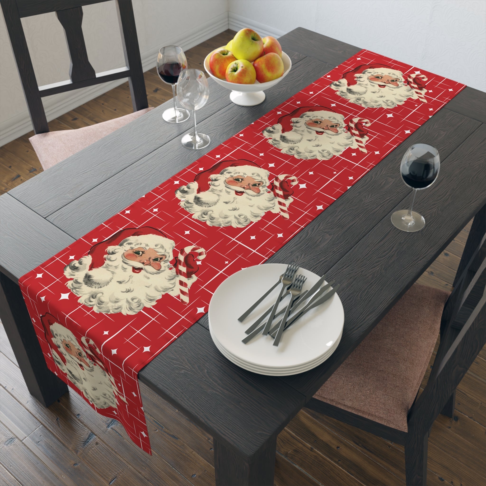 Kate McEnroe New York Retro Vintage 1950s Santa Claus Christmas Table RunnerTable Runners23866284286838814470