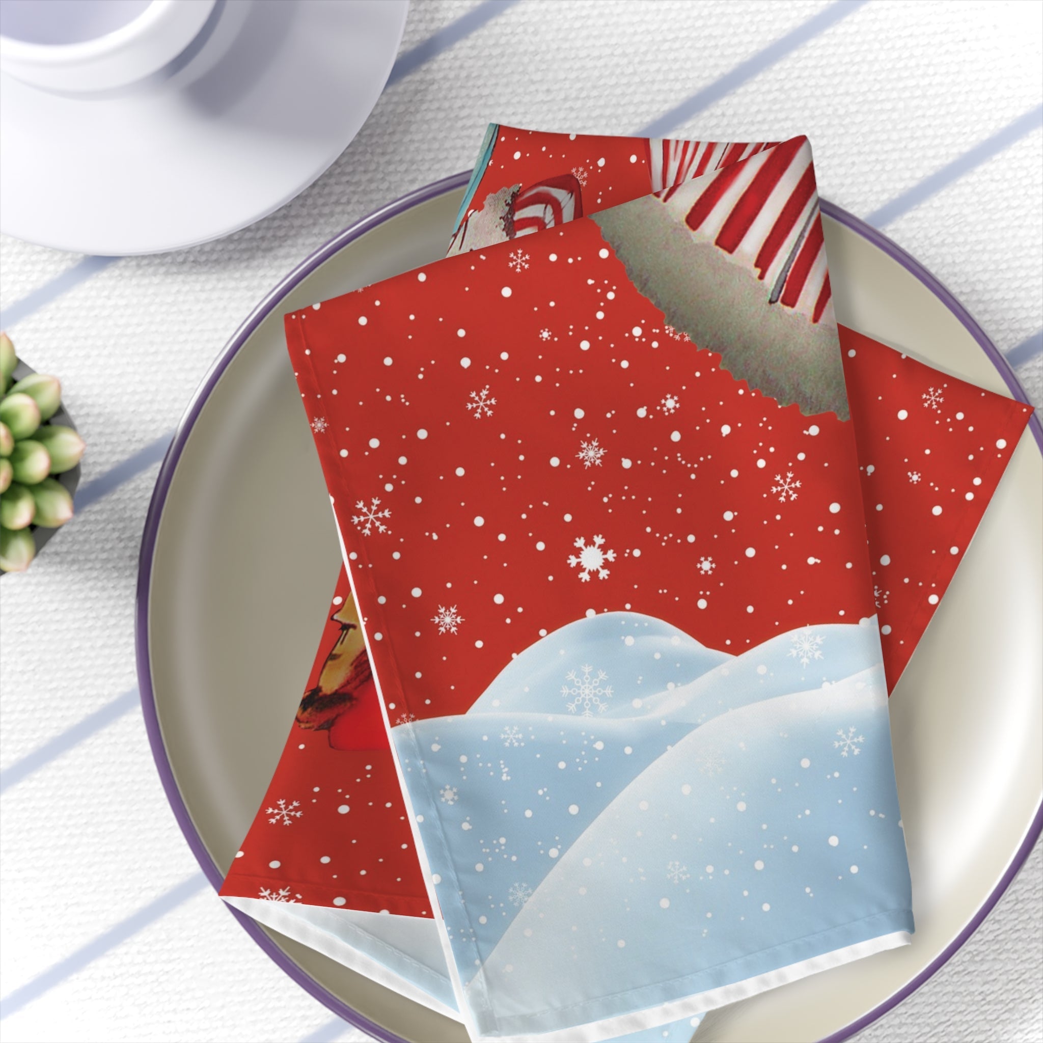Kate McEnroe New York Retro Vintage Christmas Napkins Set of 4, Mid Century Modern Winter Holiday Table Decor, 50s Festive Dining AccentNapkinsPMK08.1265605