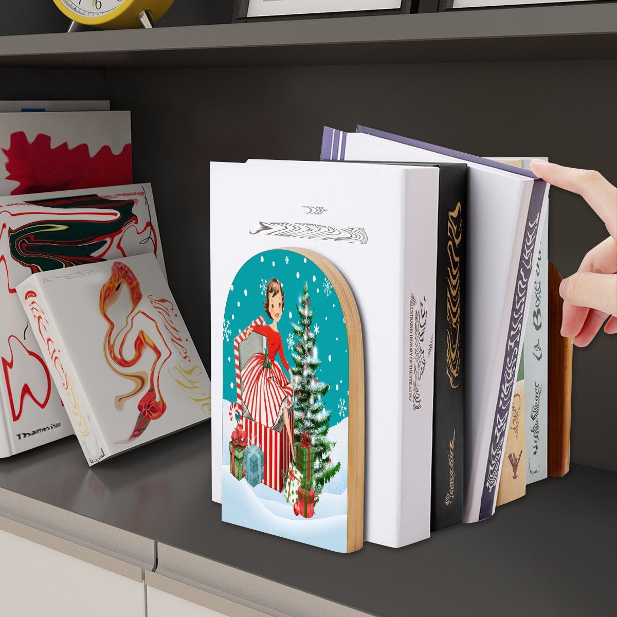 Kate McEnroe New York Vintage Kitsch Christmas Bookends 1950s Holiday Card Art RetroBookendsxE4r1L8Gt2