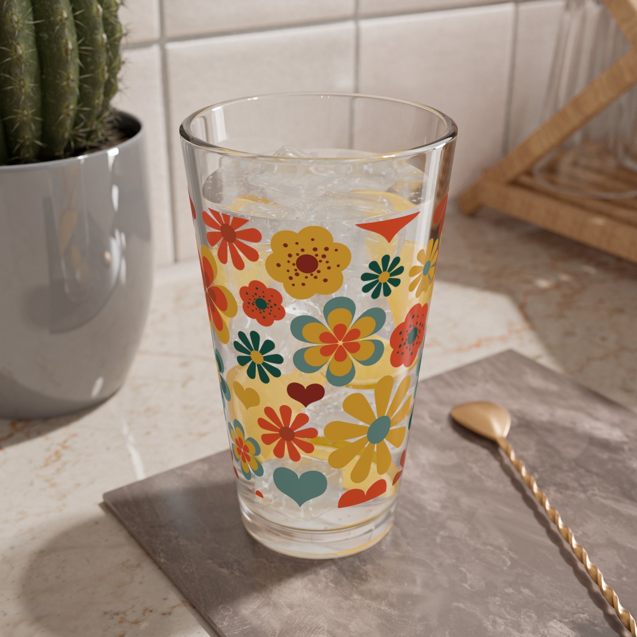Kate McEnroe New York 70s Flower Power Pint Glass, 16oz Mid Mod Groovy Hippie Beer Glass, Retro Floral Shaker Glass, Beer Glassware Gifts, Gift for MomPint Glasses33723453112412077131