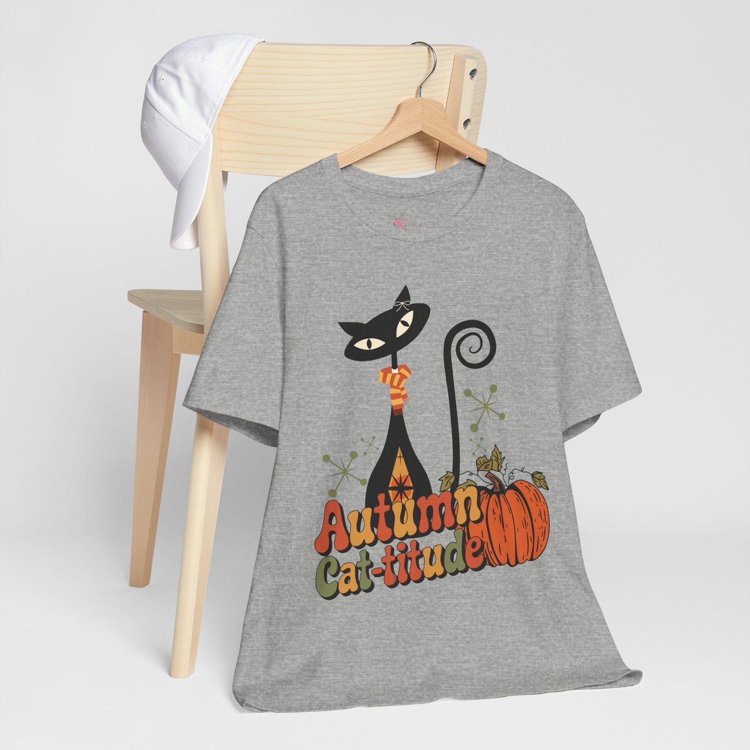 Kate McEnroe New York Atomic Cat Autumn Cat - titude T-Shirt, Retro Fall Pumpkin Mid Century Modern TeeT-Shirts16885026438218960945