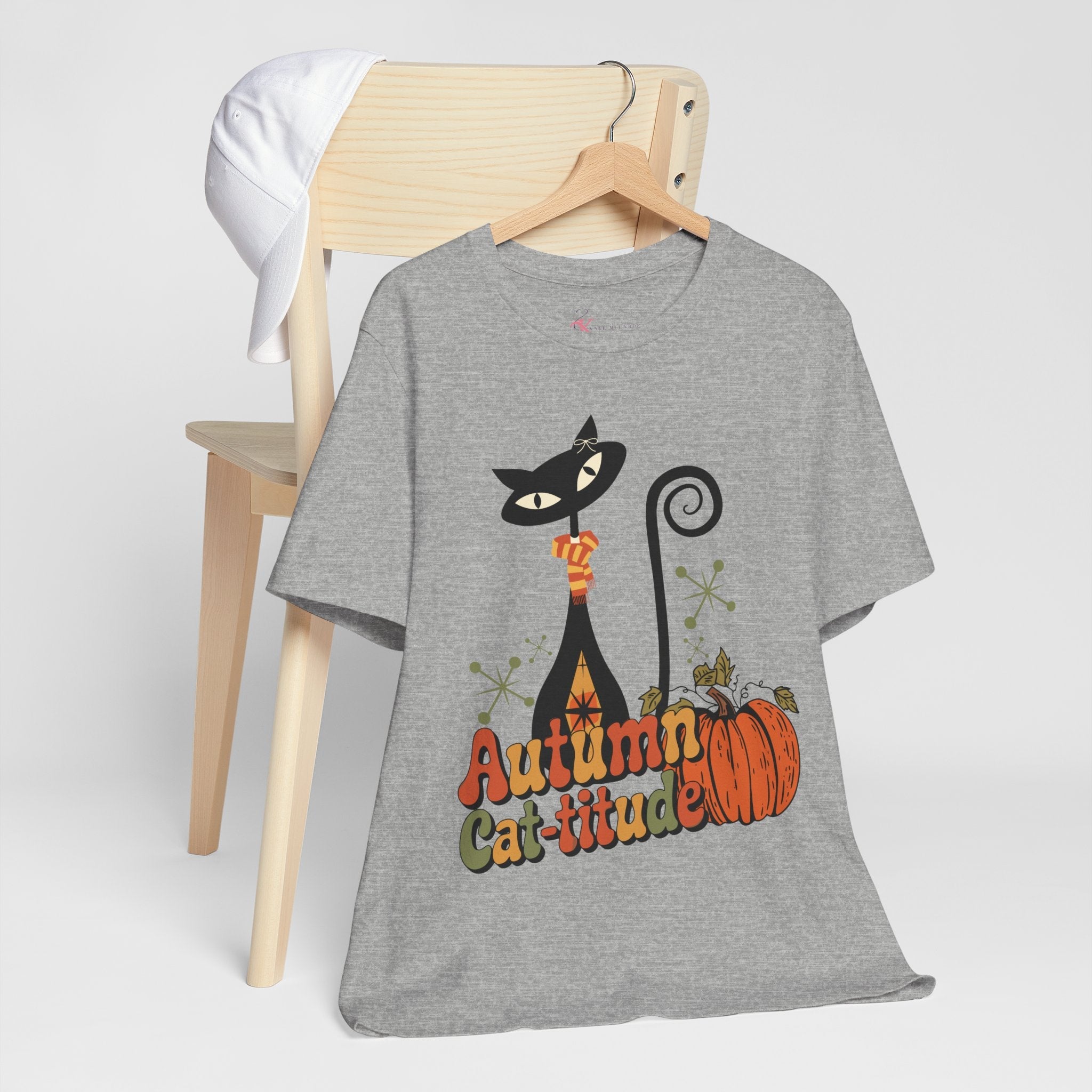 Kate McEnroe New York Atomic Cat Autumn Cat - titude T-Shirt, Retro Fall Pumpkin Mid Century Modern TeeT-Shirts16885026438218960945