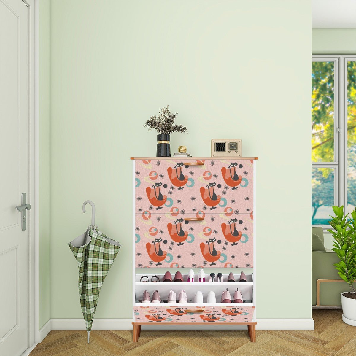 Kate McEnroe New York Atomic Cat Mid Century Egg Chair Shoe Cabinet, 50s Kitsch Starburst Furniture, Retro Entryway StorageShoe StorageFxLWDUeSlu