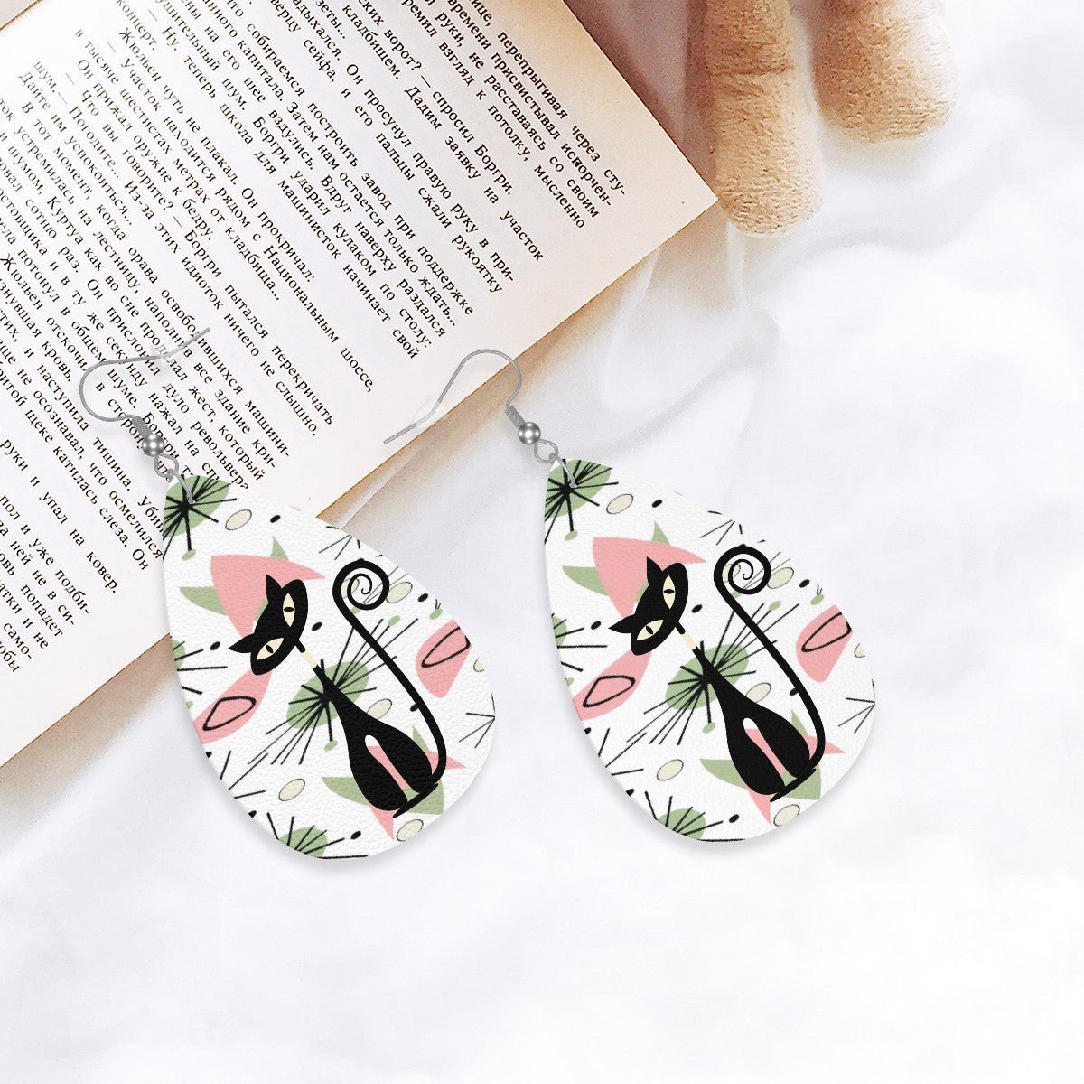 Kate McEnroe New York Atomic Cat Mid Century Modern Earrings, Retro 50s Leather Teardrop Earrings, Vintage Kitsch Black Cat JewelryEarrings3d4iGuS937