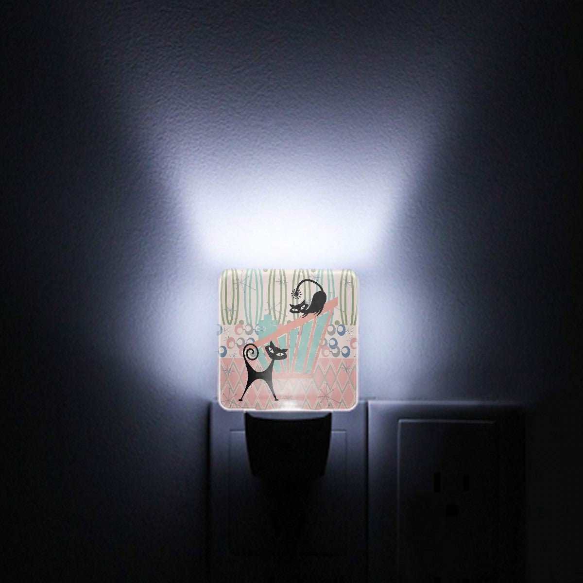 Kate McEnroe New York Atomic Cat Mid Century Modern Night Light, Retro 50s Kitsch Pink Teal Plug In LightNight LightsUeQolmakeC