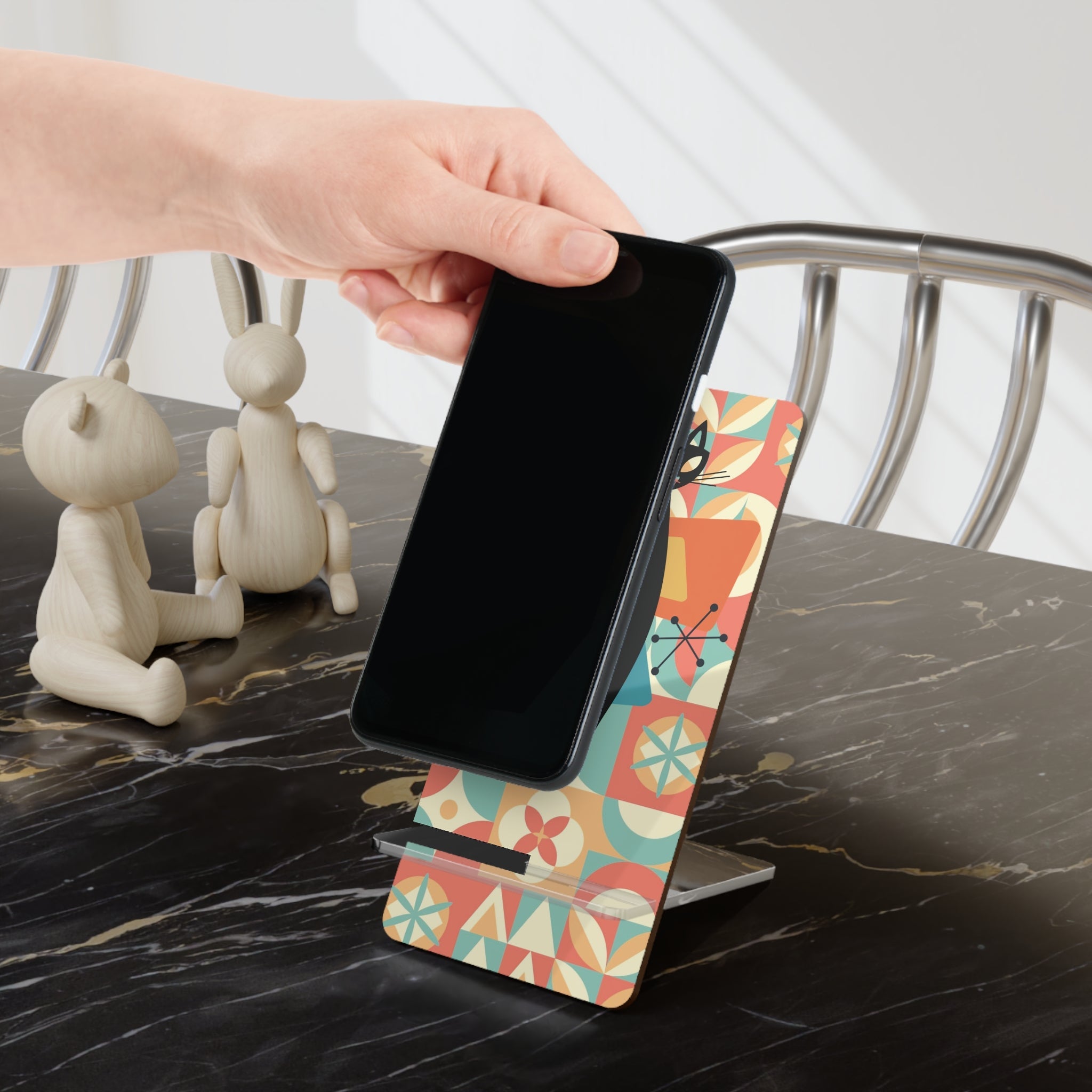 Kate McEnroe New York Atomic Cat Retro Geometric Phone Stand, Mid Century Modern 50s Kitsch Smartphone Holder, Playful MCM Desk AccentMobile Phone Stands94794670638203031099