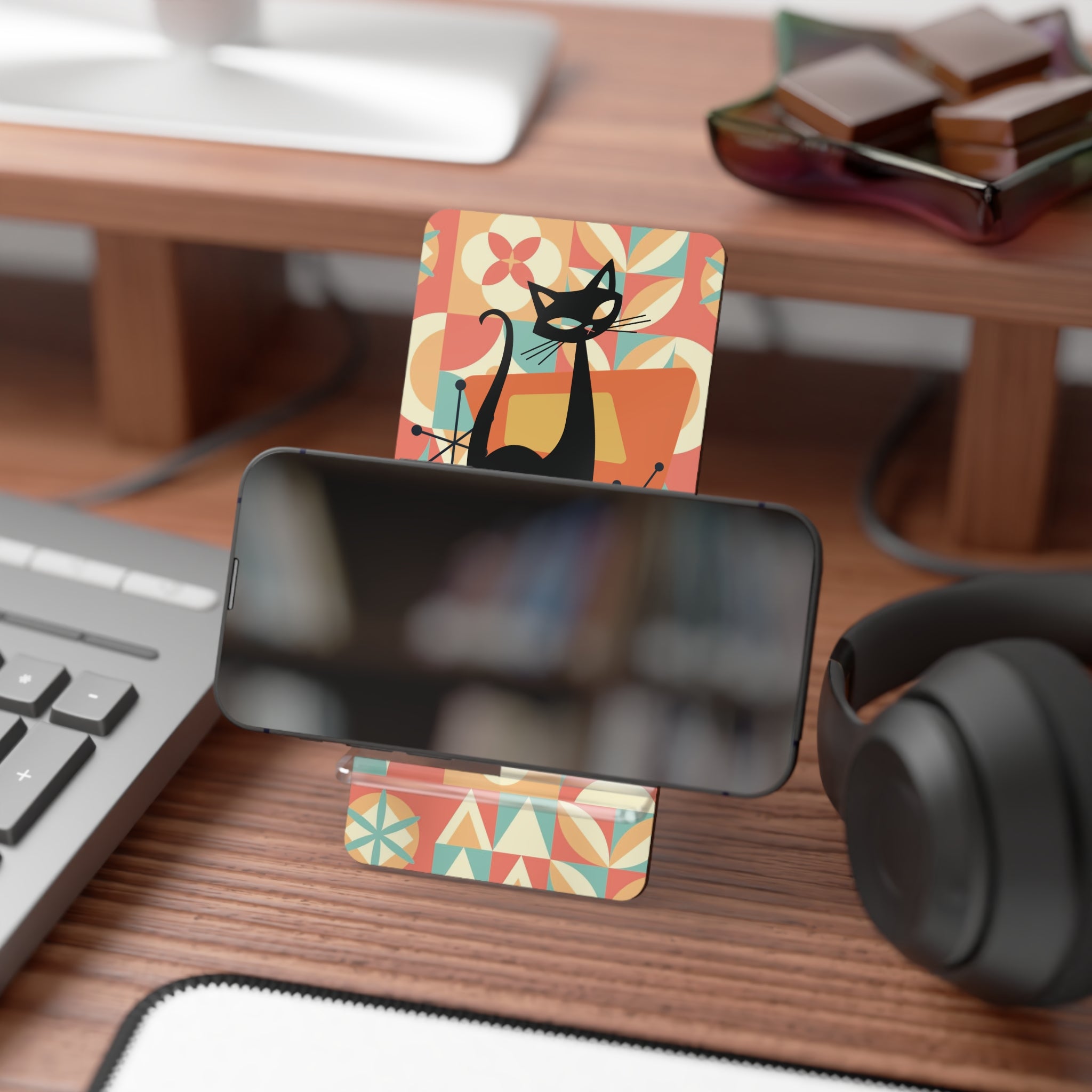 Kate McEnroe New York Atomic Cat Retro Geometric Phone Stand, Mid Century Modern 50s Kitsch Smartphone Holder, Playful MCM Desk AccentMobile Phone Stands94794670638203031099