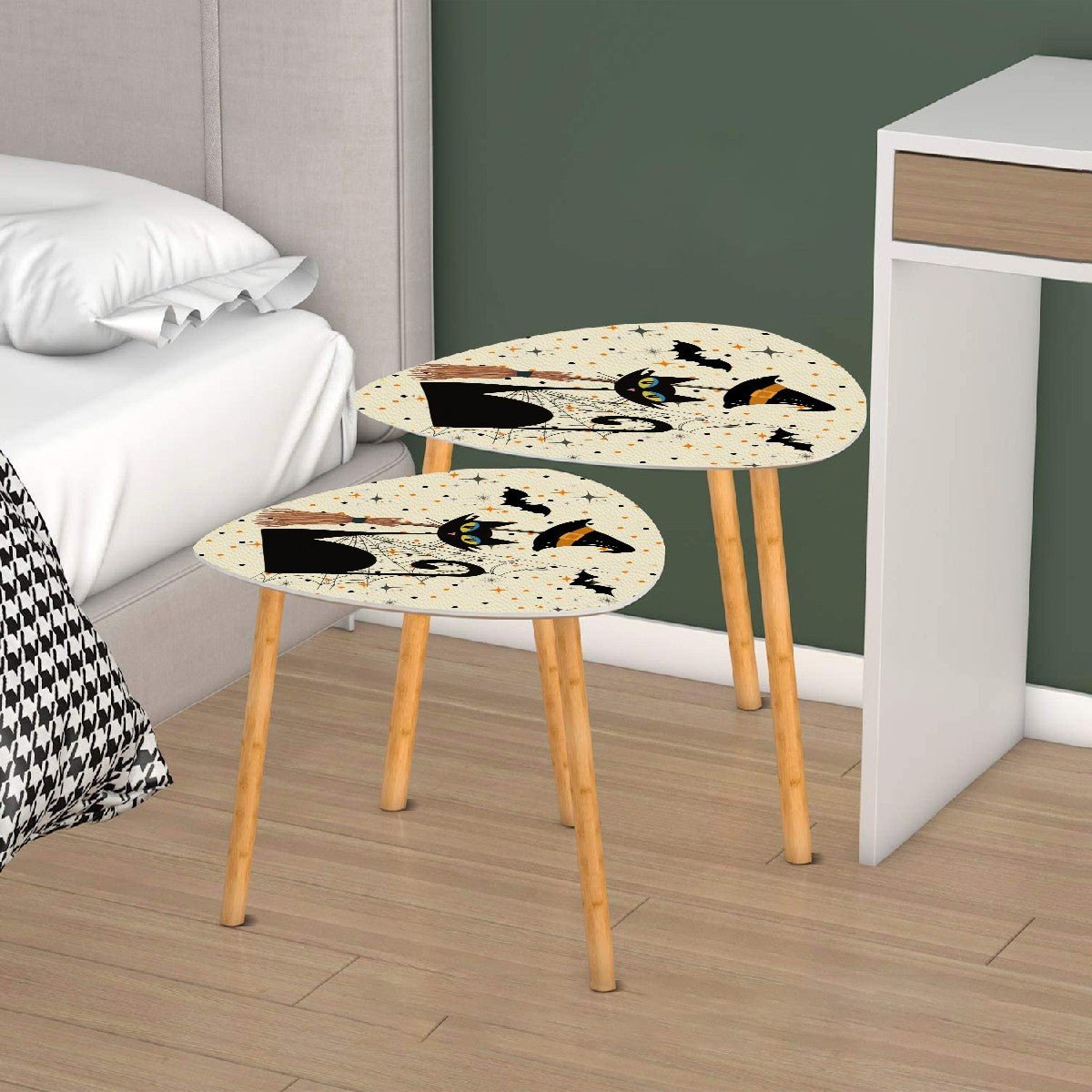 Kate McEnroe New York Atomic Kitsch Cat Halloween Witchy Nesting TablesNesting TablesuWqyYd2ZUY