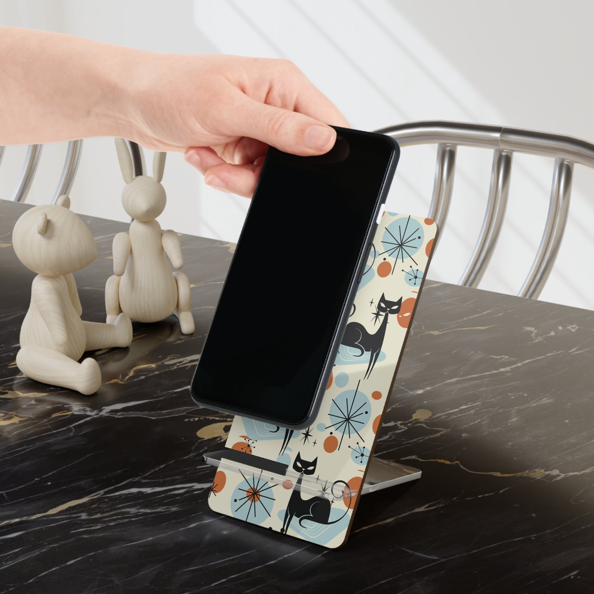 Kate McEnroe New York Atomic Kitsch Cat Phone Stand, Mid Century Modern Retro Starburst, Sputnik Smartphone HolderMobile Phone Stands38082452616868952303