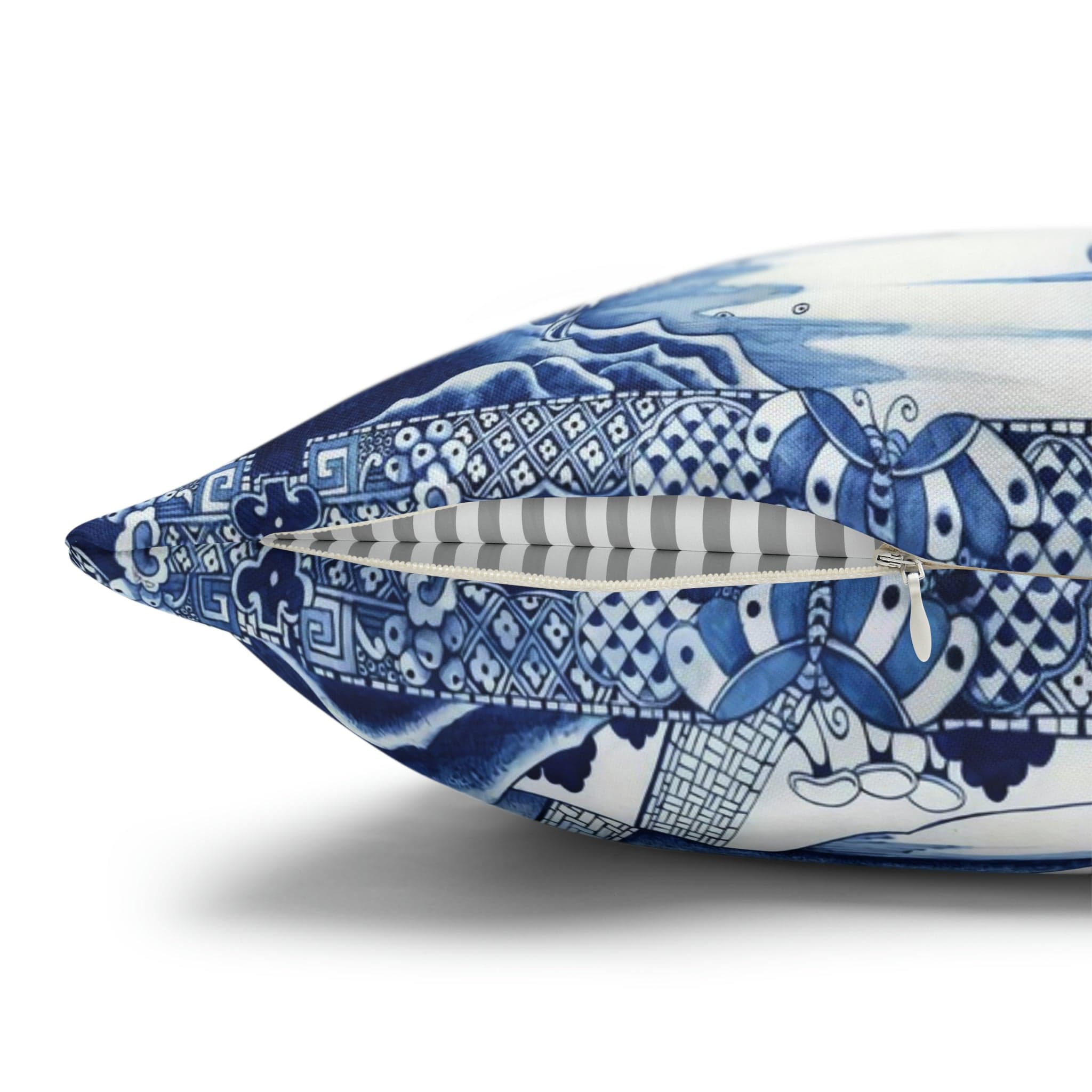 Kate McEnroe New York Chinoiserie Blue Willow PillowcaseThrow Pillow Covers23500032046759768283