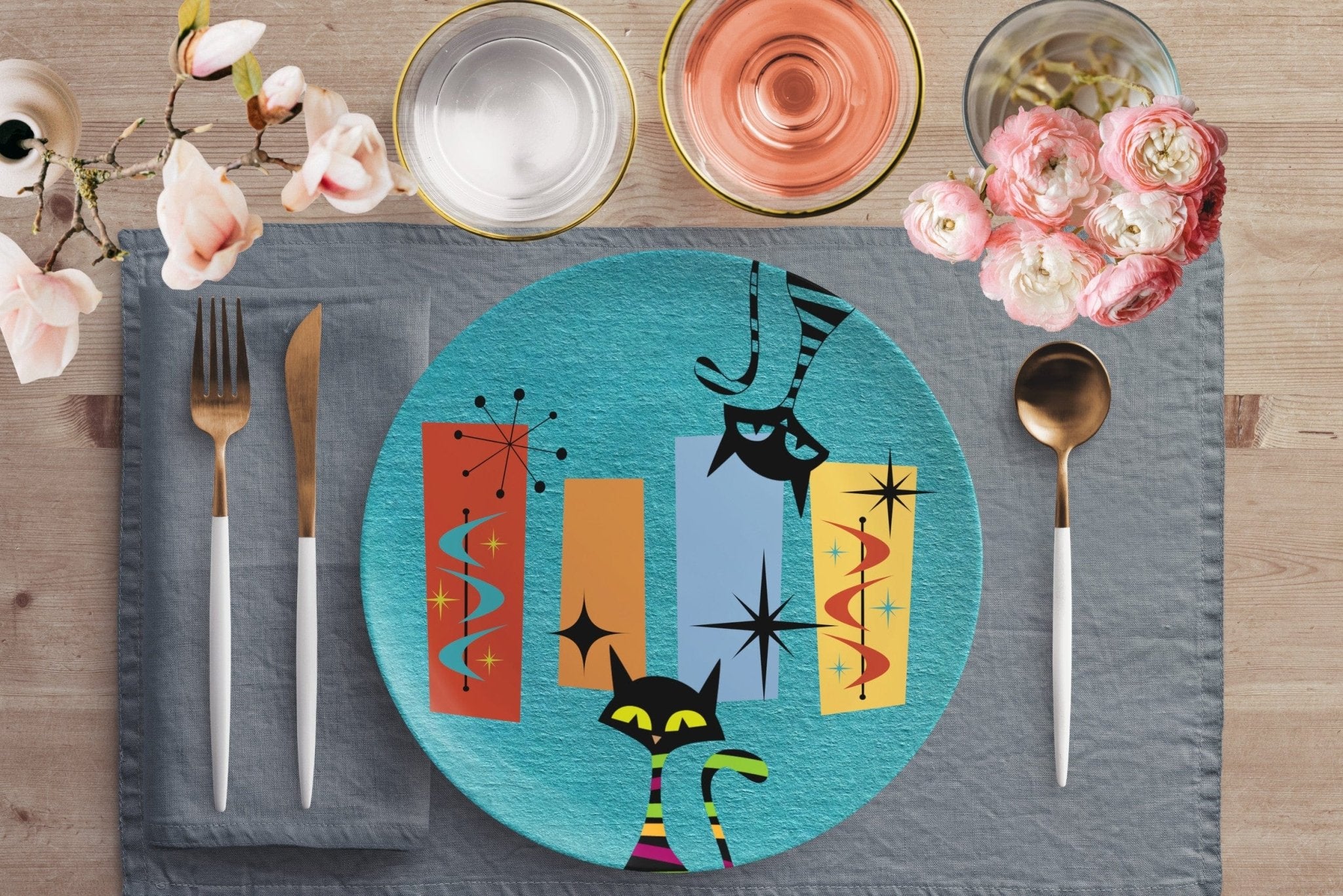 Kate McEnroe New York Dinner Plates in Mid Century Modern Teal Geometric Atomic CatPlatesP20 - GEO - TEA - 2S