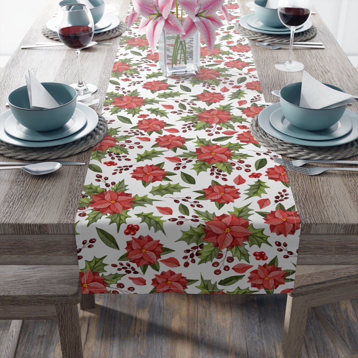 Kate McEnroe New York Farmhouse Poinsettia Christmas Floral Table RunnerTable Runners49272438048298413999