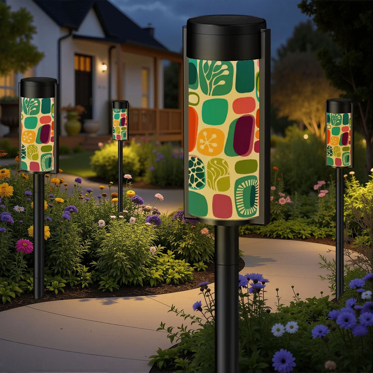 Kate McEnroe New York Googie Amoeba Outdoor Solar Lamp, Mid Century Modern Path Light, 50s Garden FixtureSolar Garden Stake LightslKQ1vDzBse