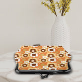 Kate McEnroe New York Groovy 70s Flower Power Retro Daisy Kiss Lock Clasp Coin PurseCoin PursesEH6MZHIIx1