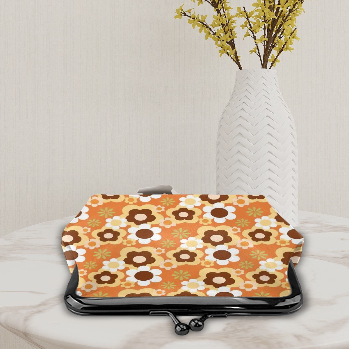 Kate McEnroe New York Groovy 70s Flower Power Retro Daisy Kiss Lock Clasp Coin PurseCoin PursesEH6MZHIIx1