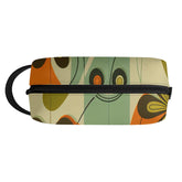 Kate McEnroe New York Groovy 70s Mod Floral Makeup Bag, Retro Mid Century Modern Dopp KitCosmetic & Toiletry BagsWJ2D867W-2