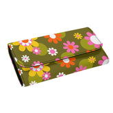 Kate McEnroe New York Groovy Flower Power Daisy 1960s Retro Trifold ClutchWalletsWDX1QMKN-1