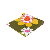 Kate McEnroe New York Groovy Hippie Daisy Flower Power Table Runner, Retro Mid Mod Floral Table Linen, Mid Century Dining Table Decor, 70s MCM Wedding Table DecorTable Runners41659777580369915600