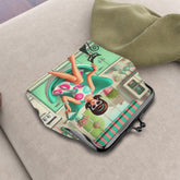 Kate McEnroe New York Groovy Vintage Kitsch Coin Purse, Atomic Cat 60s Kitchen Scene, Retro Pastel Mod Girl Cocktail Egg Chair WalletCoin PursespFSafWK2Gt