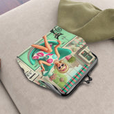 Kate McEnroe New York Groovy Vintage Kitsch Mod Girl Atomic Cat Kisslock Coin PurseCoin PursesDJHqh0yWWL