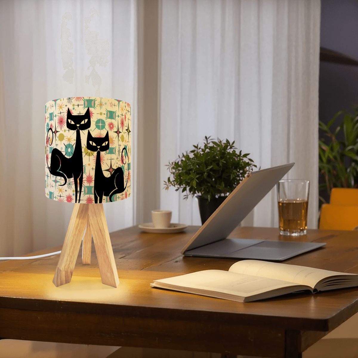 Kate McEnroe New York Kitschy Atomic Cat Sputnik Tripod Table Lamp, Retro Mid Century ModernTable Lamps0Uk0VUkfML
