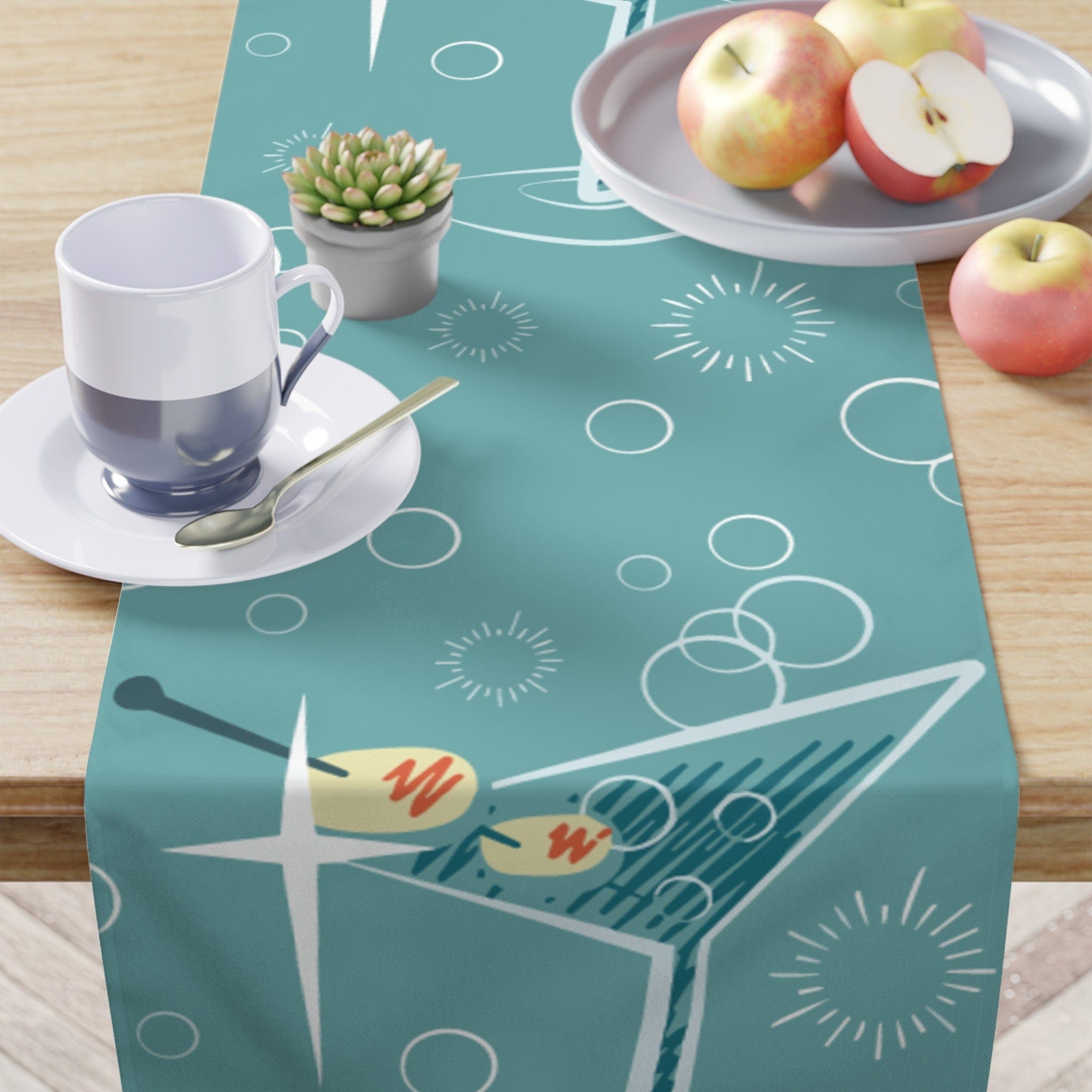 Kate McEnroe New York Kitschy Mid Century Modern Retro Cocktail &amp; Bubbles Table RunnerTable Runners85045367483397715301
