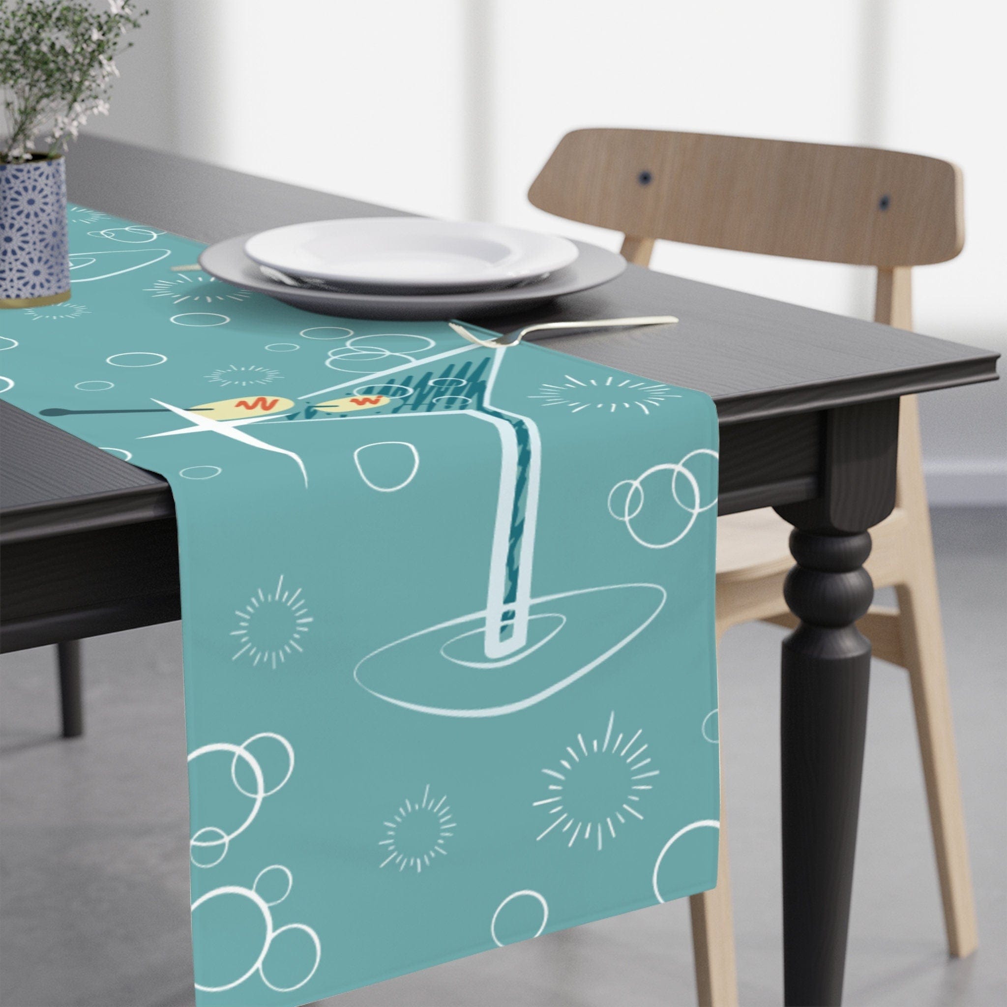Kate McEnroe New York Kitschy Mid Century Modern Retro Cocktail &amp; Bubbles Table RunnerTable Runners85045367483397715301