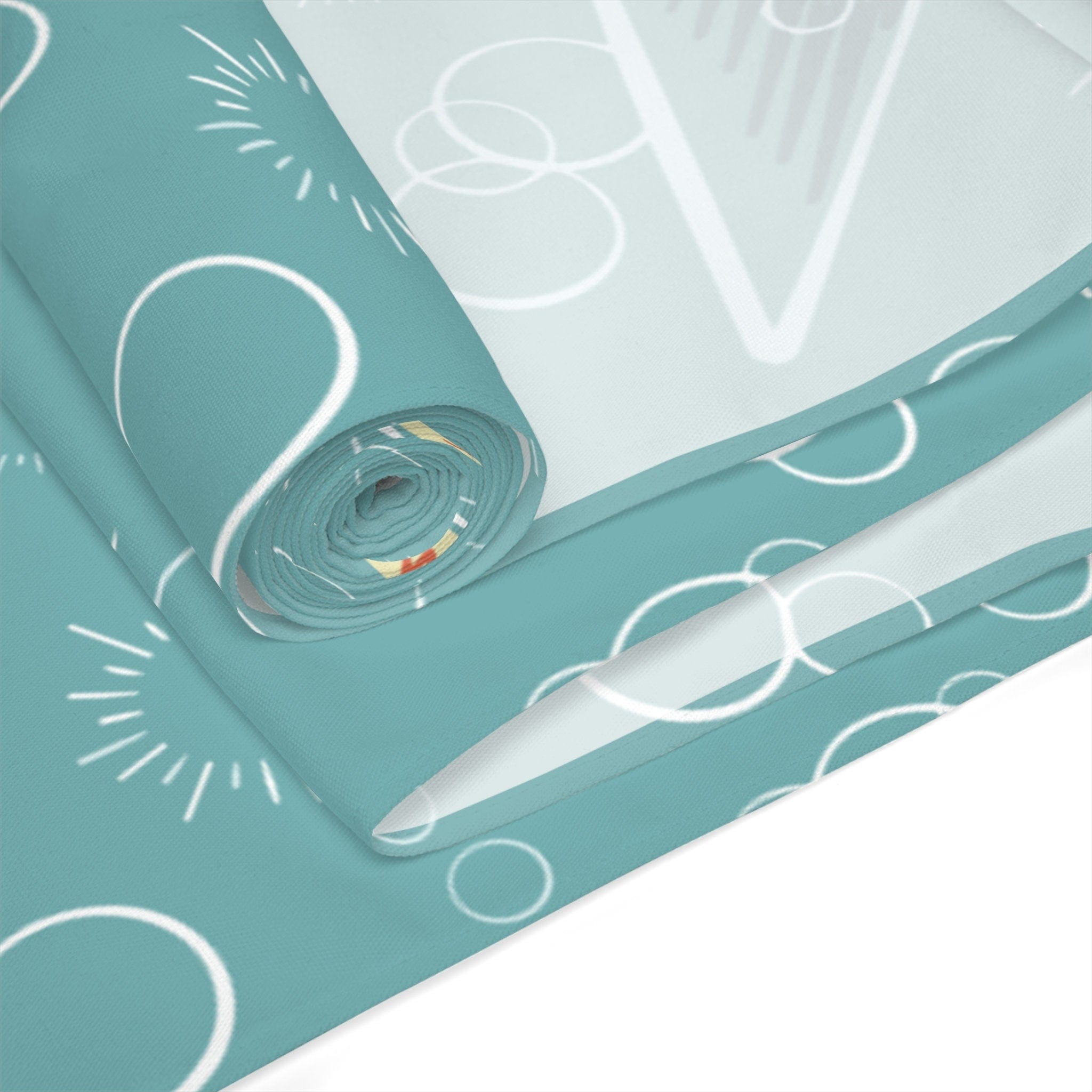 Kate McEnroe New York Kitschy Mid Century Modern Retro Cocktail &amp; Bubbles Table RunnerTable Runners85045367483397715301