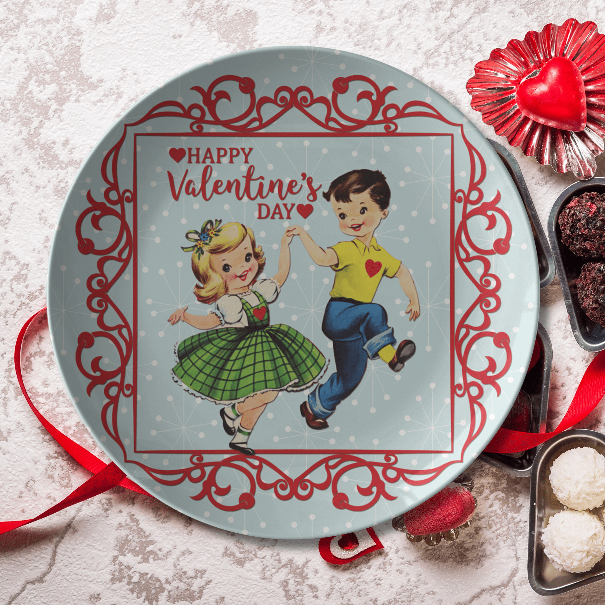 Kate McEnroe New York Kitschy Vintage Valentine Party Dinner Plate, Retro Romantic Dancing Boy Girl TablewarePlates9820SINGLE