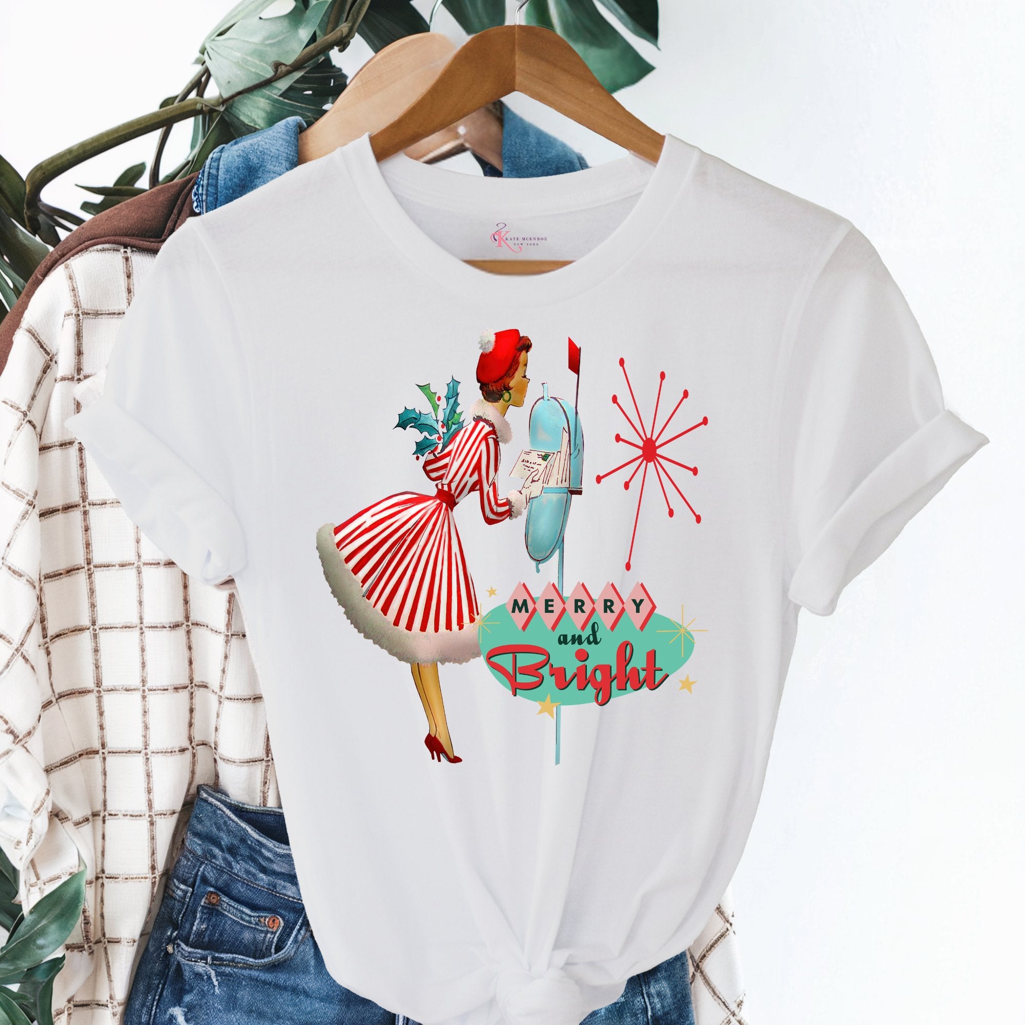 Kate McEnroe New York Merry and Bright Retro 50s Kitsch Christmas T-Shirt, Mid Century Modern Holiday Apparel, Vintage Christmas Card Art TeeT-Shirt25727240289442918898