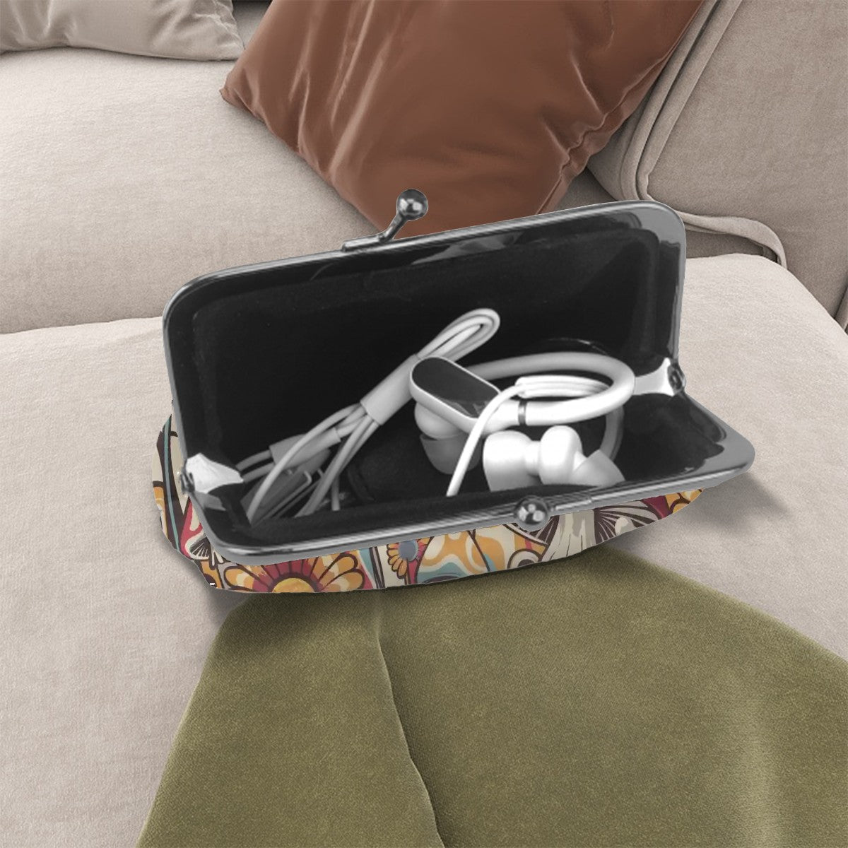 Kate McEnroe New York Merry Mushroom Kisslock Coin Purse, Groovy Retro 70s Psychedelic WalletCoin PursesouXDAOBm8Y