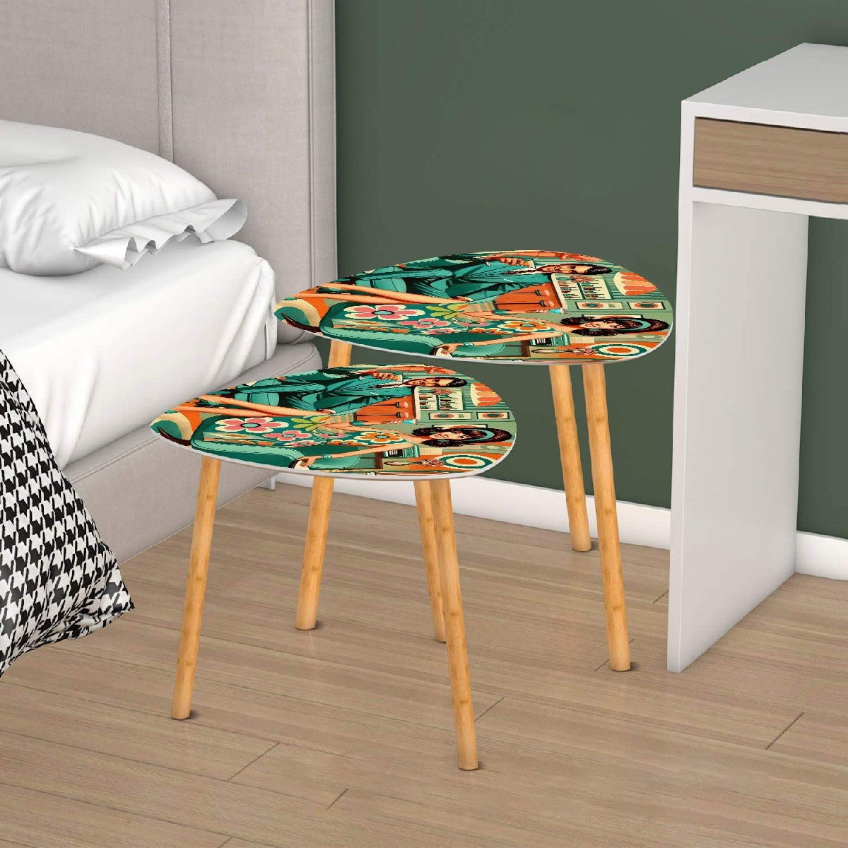 Kate McEnroe New York Mid Century Modern Swanky 1950s Vintage Kitsch Couple Nesting TablesNesting TablesciPGCGca8v