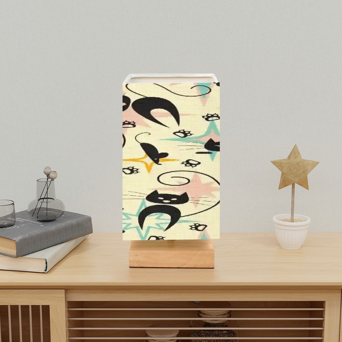 Kate McEnroe New York Mid Mod Atomic Cat Starburst Table Lamp, MCM Kitsch Office DecorTable Lamps3rnlbdgrdN